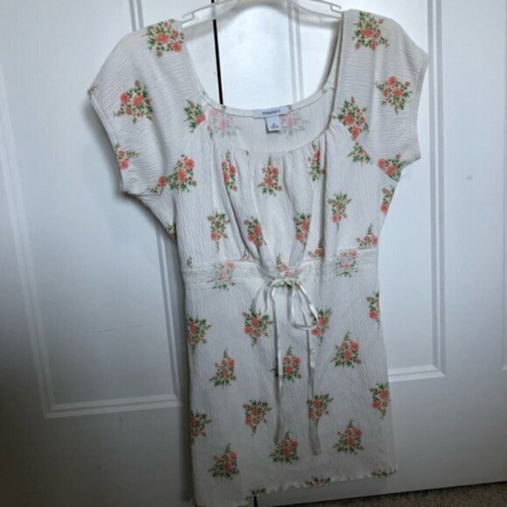 Dress barn size medium Floral Print blouse